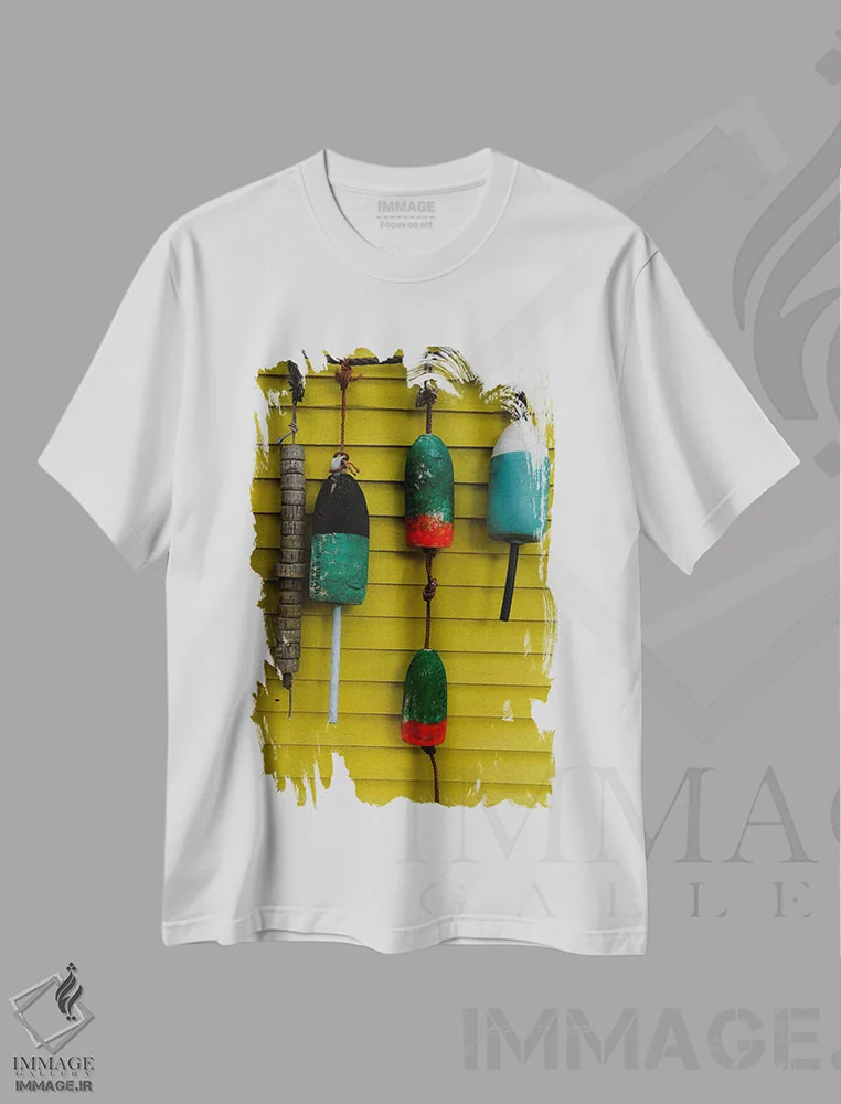 تیشرت سفید طرح دار مطالعهٔ بویهٔ شکار خرچنگ شماره ۵، مدیوم اثر اولیویا جوی سنت کلر | immage.ir