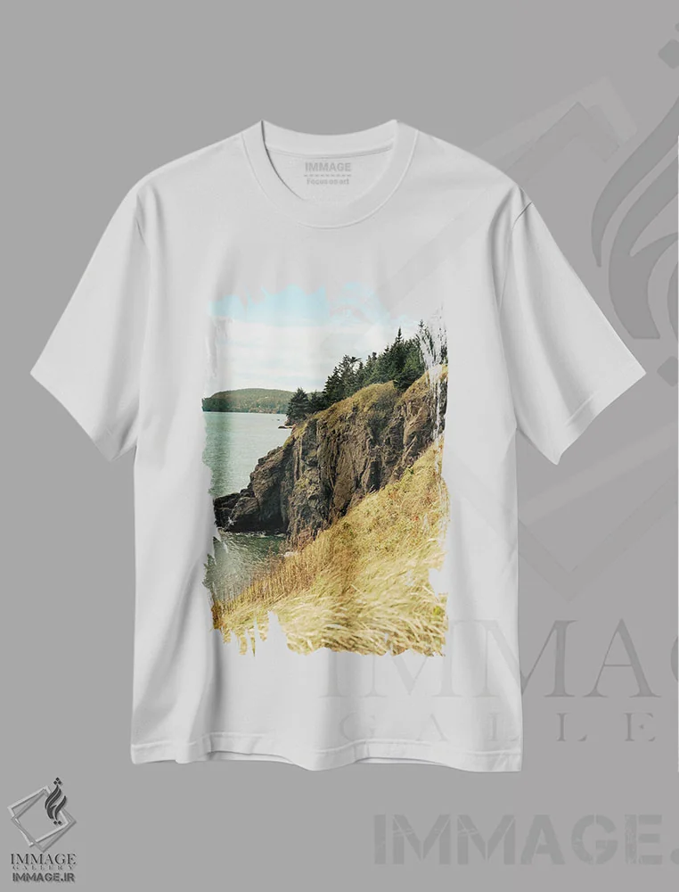 تیشرت سفید طرح دار صخره های ساحلی، مدیوم اثر اولیویا جوی سنت کلر | فروشگاه ایماژ