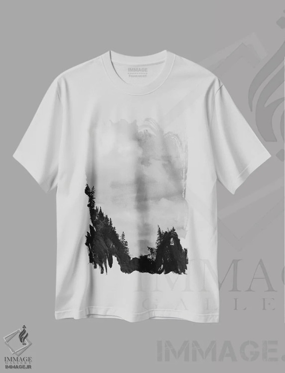 تیشرت سفید طرح دار نمای چشمگیر، عکاسی سیاه و سفید اثر اولیویا جوی سنت کلر | فروشگاه ایماژ