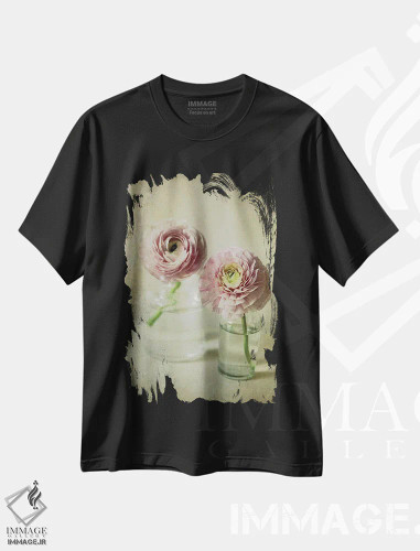 تیشرت مشکی طرح دار شکوفه بهاری، دکور روستایی اثر اولیویا جوی سنت کلر | فروشگاه ایماژ