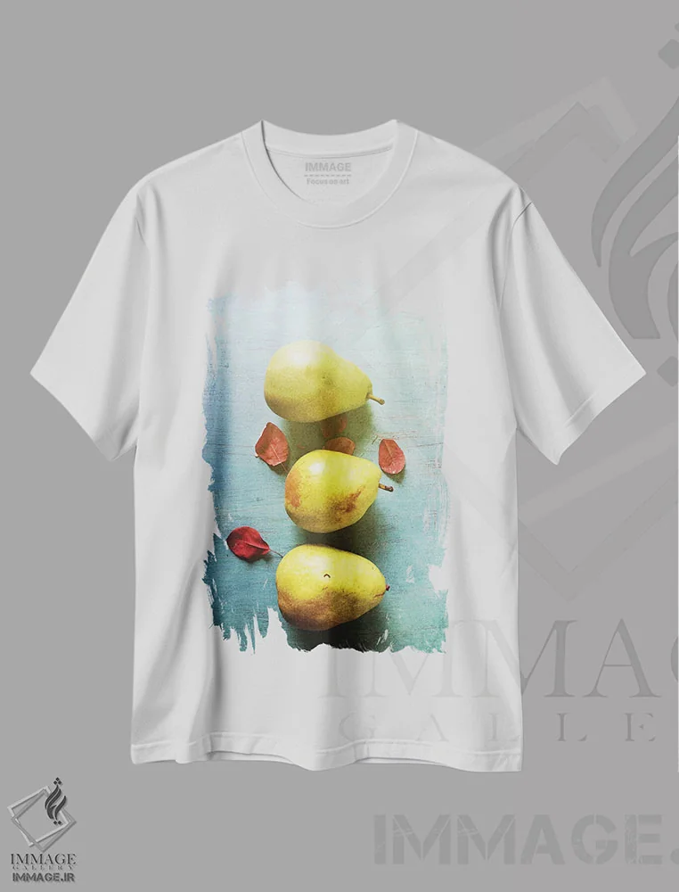 تیشرت سفید طرح دار سه گلابی، تزئینی اثر اولیویا جوی سنت کلر | فروشگاه ایماژ