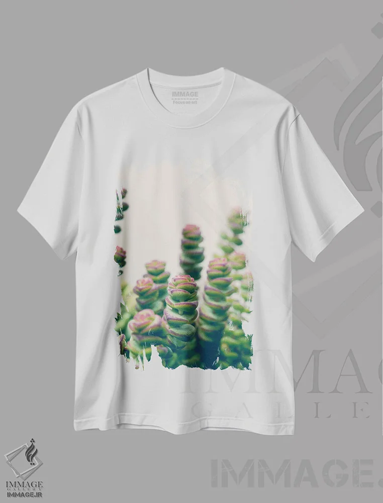 تیشرت سفید طرح دار رؤیاهایش نردبانی برای صعود شد، عکاسی ماکرو اثر اولیویا جوی سنت کلر | فروشگاه ایماژ