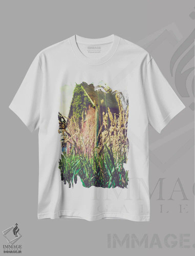 تیشرت سفید طرح دار انبار فراموش شده، دکور روستایی اثر اولیویا جوی سنت کلر | فروشگاه ایماژ