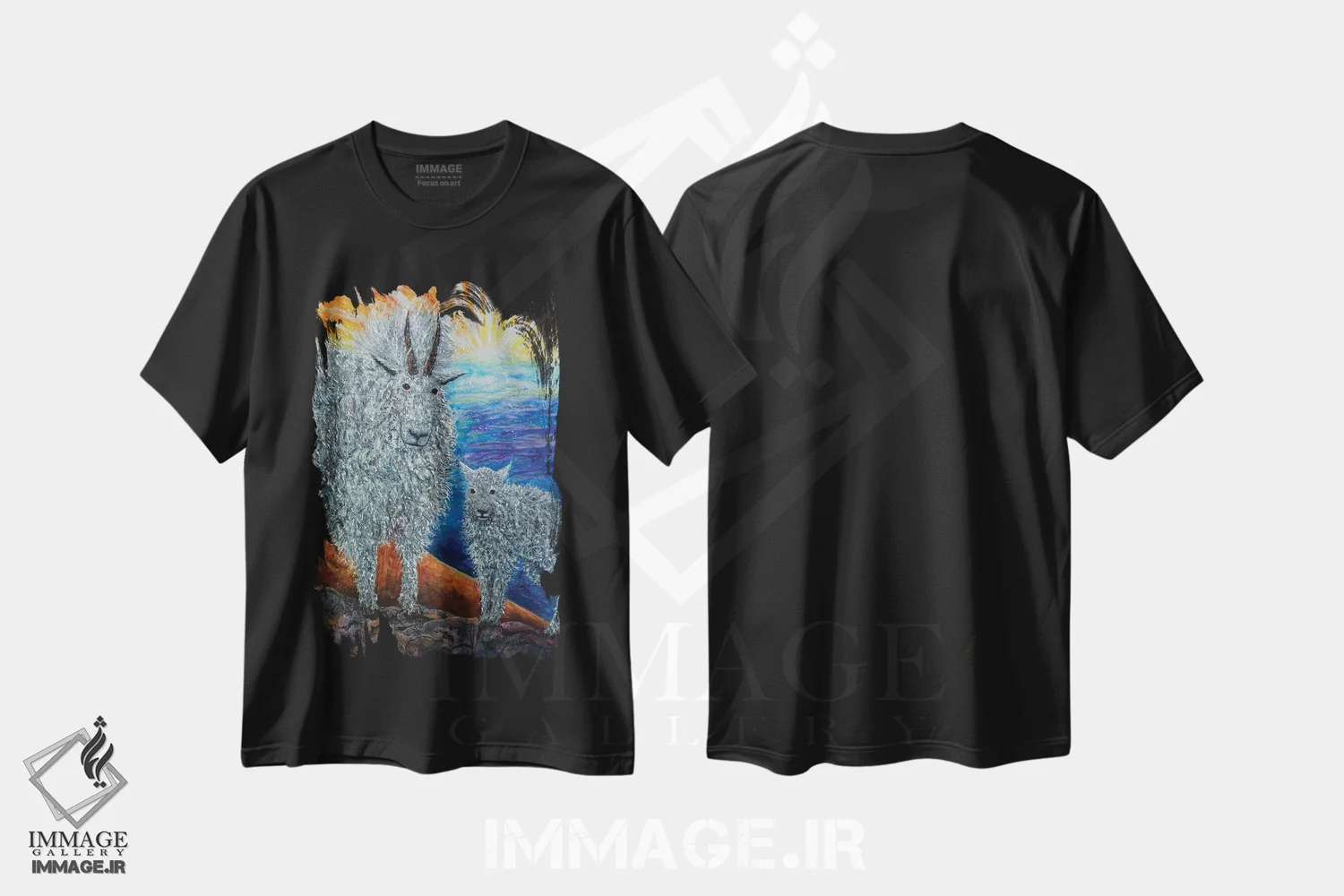 تیشرت مشکی طرح دار یک بزشاه دلبر کوهستانی با بزغاله هایش، دکور کلبه و لژ اثر اولنا آرت | فروشگاه ایماژ
