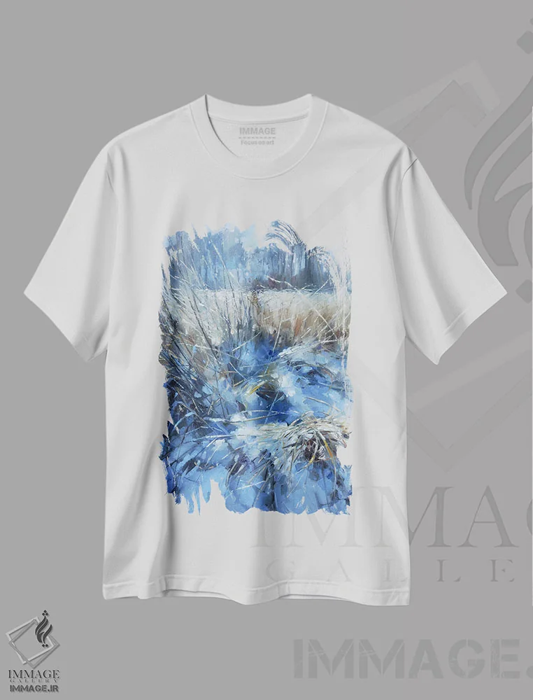 تیشرت سفید طرح دار آخرین روز ژانویه، مدیوم اثر اولا لپتیوا | immage.ir