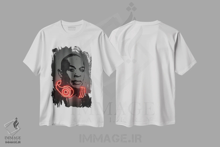 تیشرت سفید طرح دار دری، هنر دیجیتال اثر اکتاویان میلو | immage.ir
