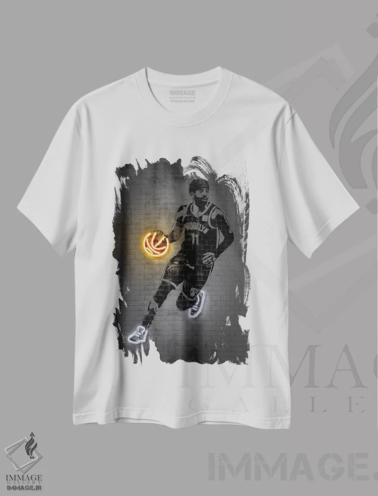 تیشرت سفید طرح دار کایری اروینگ، هنر آمریکایی آفریقایی تبار اثر اکتاویان میلو | immage.ir