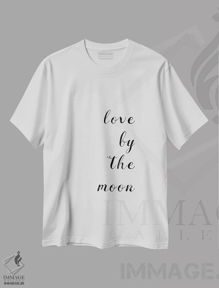 تیشرت سفید طرح دار با ماه عاشق باش، تزئینی اثر اورارا استودیو | فروشگاه ایماژ