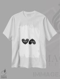 تیشرت سفید طرح دار دل بزرگ، باسن بزرگ، دکور معاصر اثر اورارا استودیو | immage.ir