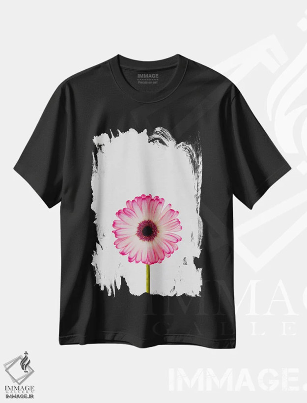 تیشرت مشکی طرح دار گل مینا، تزئینی اثر اورارا استودیو | فروشگاه ایماژ