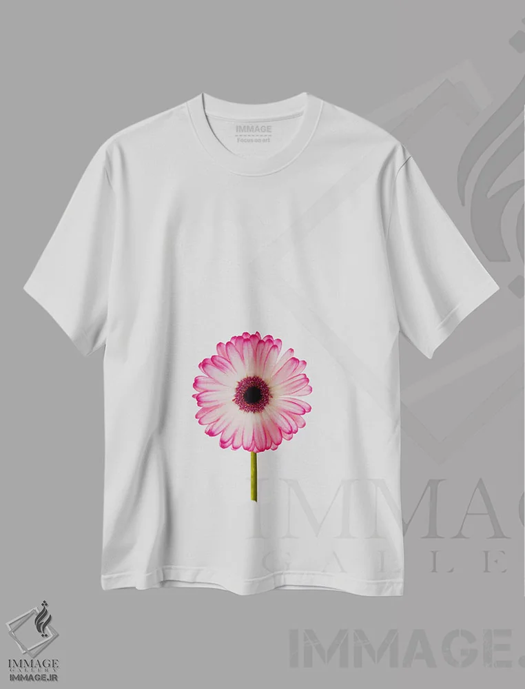 تیشرت سفید طرح دار گل مینا، تزئینی اثر اورارا استودیو | immage.ir