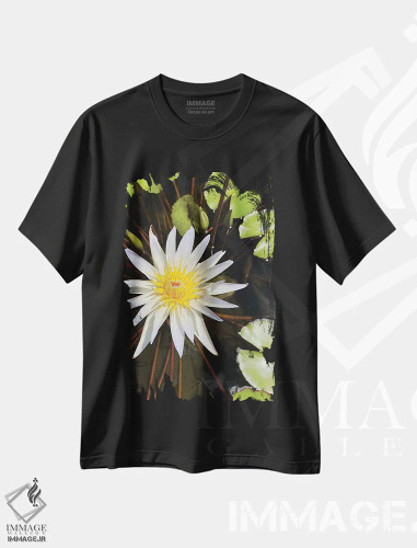 تیشرت مشکی طرح دار "نیلوفرهای آبی II"، تزئینی اثر ایرنا اورلوف | فروشگاه ایماژ