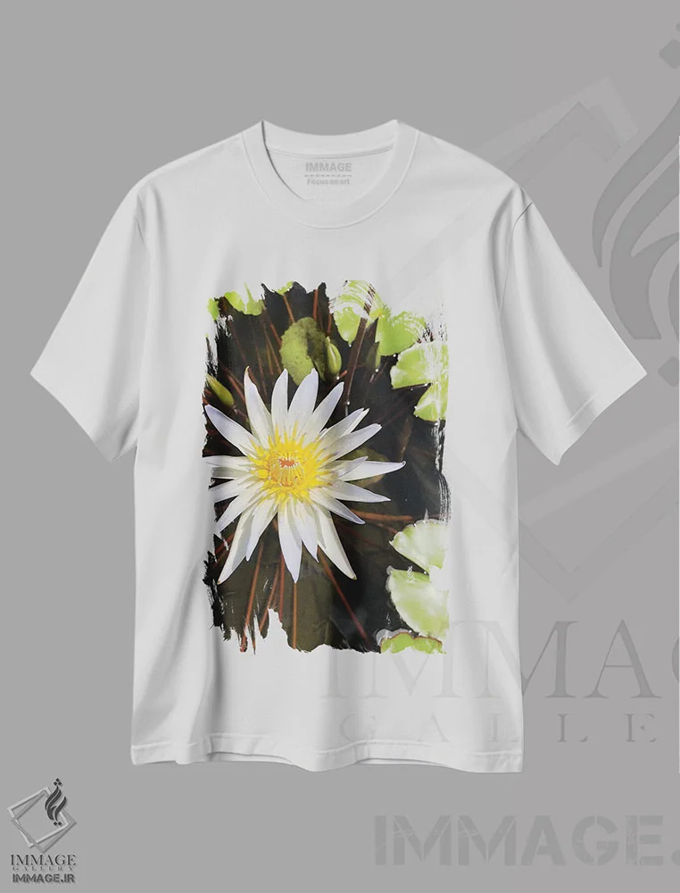 تیشرت سفید طرح دار "نیلوفرهای آبی II"، تزئینی اثر ایرنا اورلوف | immage.ir