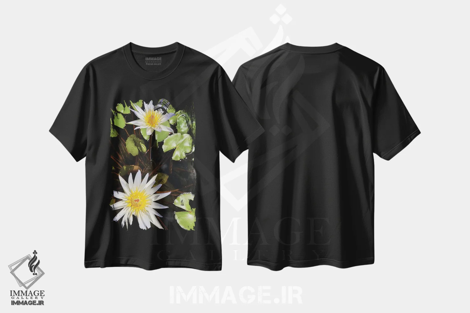 تیشرت مشکی طرح دار "نیلوفرهای آبی I"، تزئینی اثر ایرنا اورلوف | immage.ir
