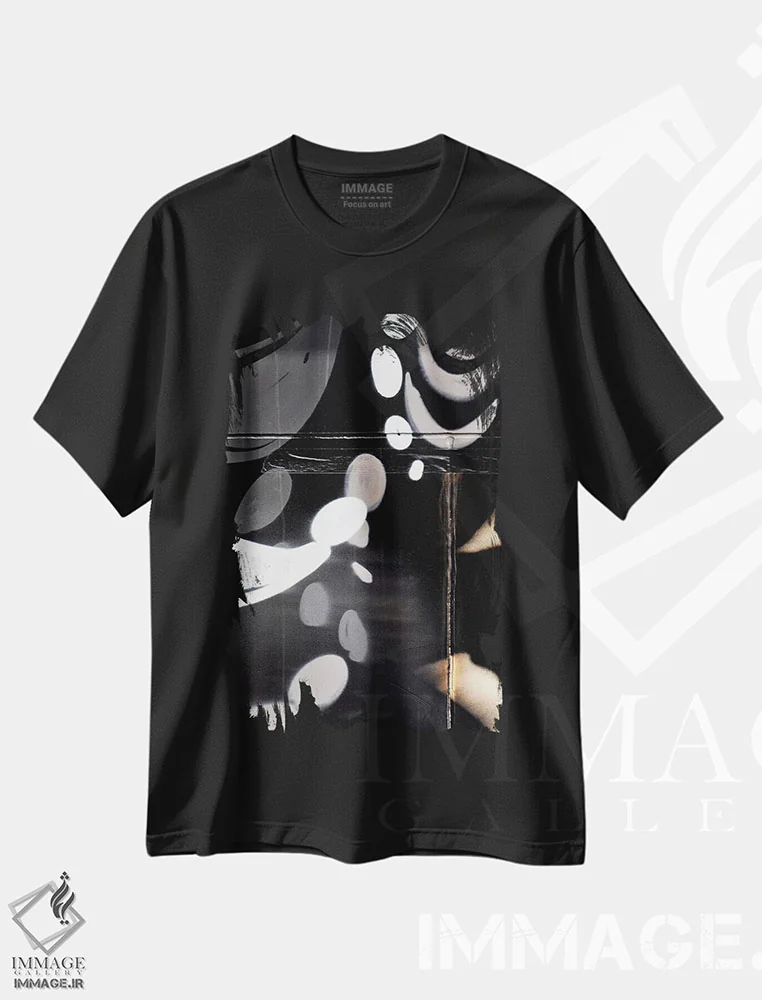 تیشرت مشکی طرح دار بیضی VI اثر لوان اوسترگارد | immage.ir