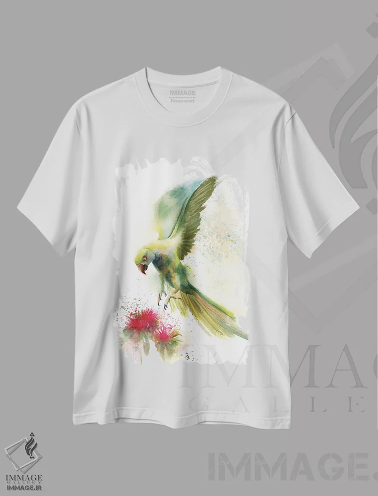تیشرت سفید طرح دار طوطی سبز و گل، دکور معاصر اثر الگا چفرانوف | فروشگاه ایماژ