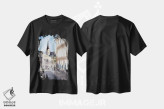 تیشرت مشکی طرح دار چشم انداز شهری باد ایشل، دکور معاصر اثر الگا چفرانوف | فروشگاه ایماژ