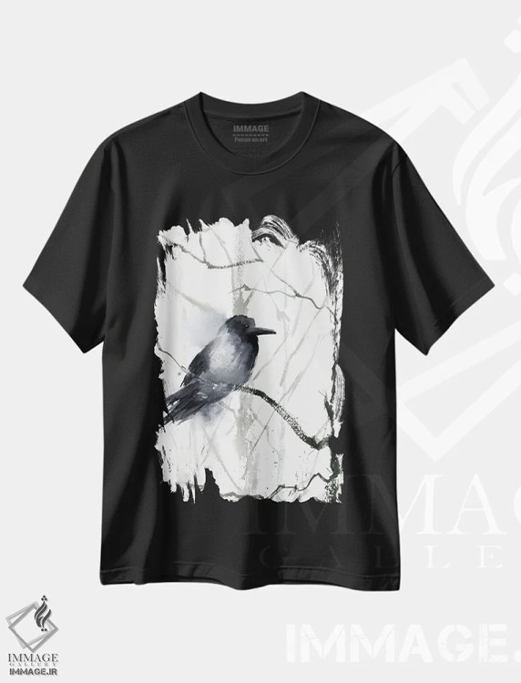 تیشرت مشکی طرح دار کلاغ سیاه و درخت، مدیوم اثر الگا چفرانوف | immage.ir