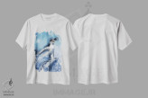تیشرت سفید طرح دار پنگوئن ها زیر آب اثر الگا چفرانوف | immage.ir