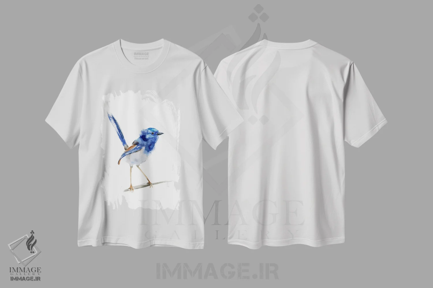 تیشرت سفید طرح دار سرلاک ها ۱، دکور کلبه و لژ اثر الگا چفرانوف | فروشگاه ایماژ