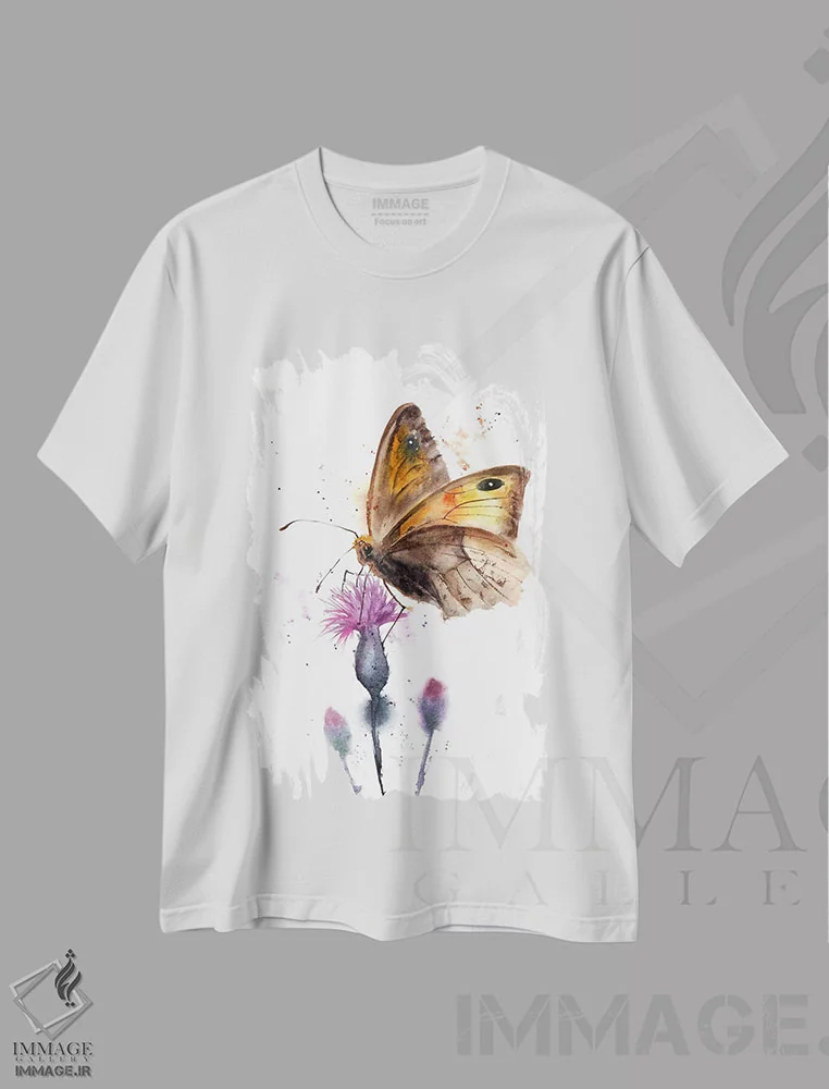 تیشرت سفید طرح دار پروانه، دکور معاصر اثر الگا چفرانوف | immage.ir