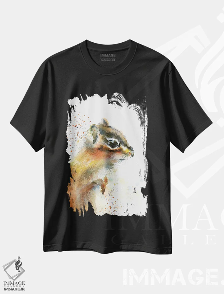 تیشرت مشکی طرح دار سنجابک، دکور کلبه و لژ اثر الگا چفرانوف | فروشگاه ایماژ