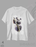 تیشرت سفید طرح دار پاندا، دکور معاصر اثر الگا چفرانوف | immage.ir