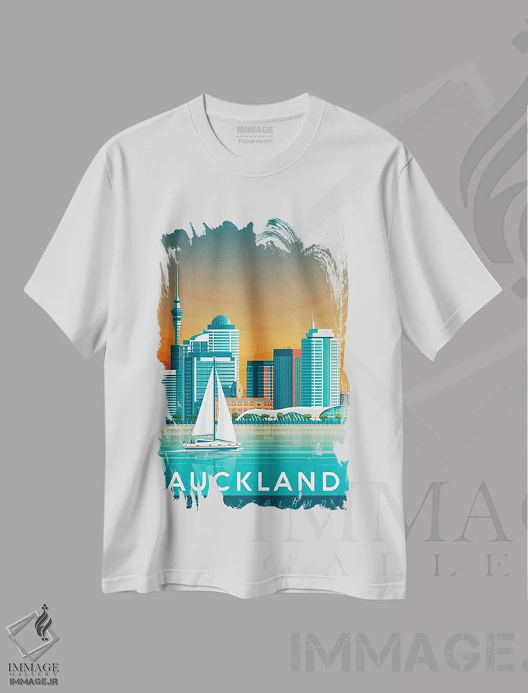 تیشرت سفید طرح دار تصویر سفر آوکلند نیوزیلند، هنر دیجیتال اثر اولا هوپ تراول پوسترز | immage.ir