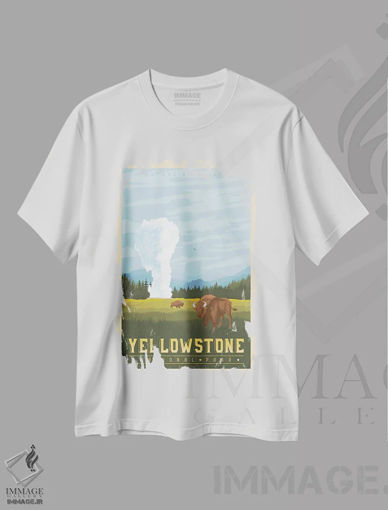 تیشرت سفید طرح دار پوستر سفر به پارک ملی یلوستون، دکور کلبه و لژ اثر اولا هوپ تراول پوسترز | immage.ir