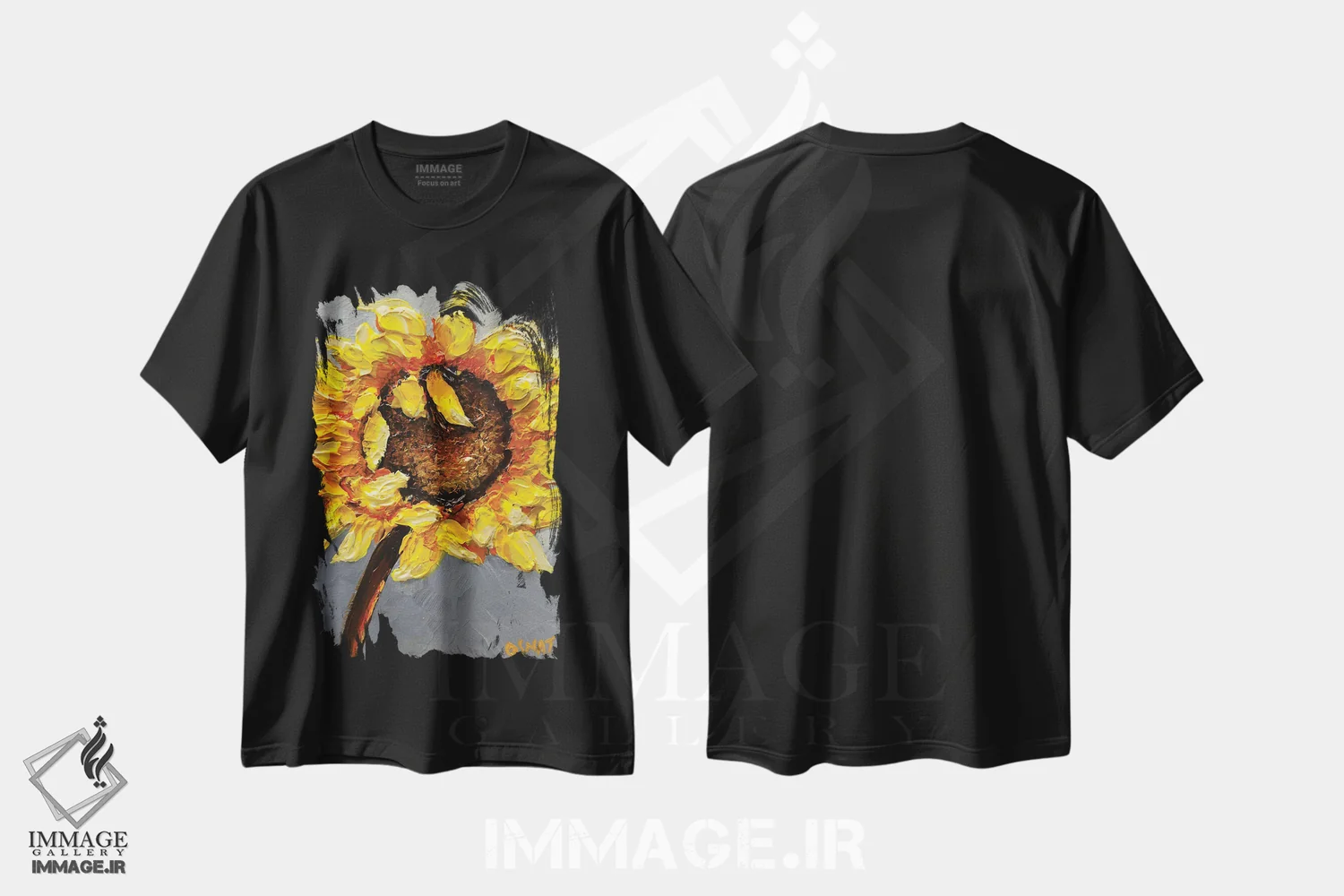 تیشرت مشکی طرح دار گل آفتابگردان، دکور معاصر اثر اوسنات تزدک | فروشگاه ایماژ