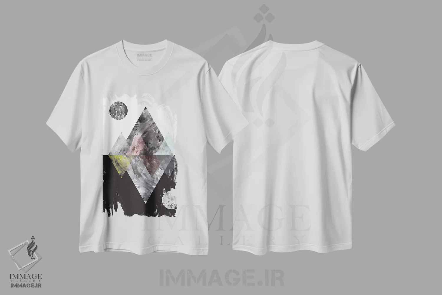 تیشرت سفید طرح دار دنیاهای منعکس شده، آبستره اثر فلت اول | immage.ir