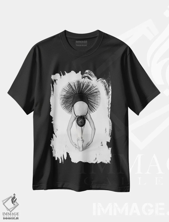 تیشرت مشکی طرح دار تکنیک باله، عکاسی سیاه و سفید اثر پائولین پنتونی | فروشگاه ایماژ