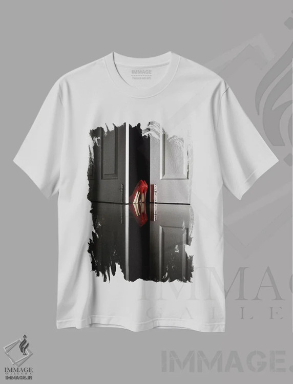 تیشرت سفید طرح دار شور و شوق به رنگ قرمز، عکاسی با رنگ های درخشان اثر اریک شتشتدت | فروشگاه ایماژ