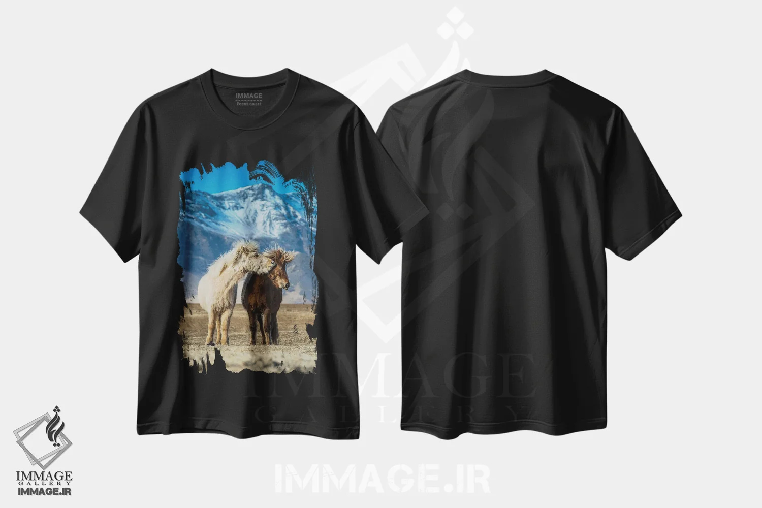 تیشرت مشکی طرح دار اسب های زیبا در زمان جفت گیری، مدیوم اثر پتر سیمون | immage.ir