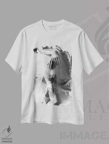 تیشرت سفید طرح دار انتظار، عکاسی سیاه و سفید اثر روبرتا نوزا | فروشگاه ایماژ