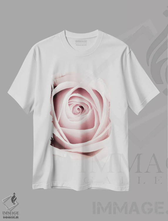 تیشرت سفید طرح دار گل رز صورتی ۱، عکاسی ماکرو اثر استودیو ۱ایکس | فروشگاه ایماژ