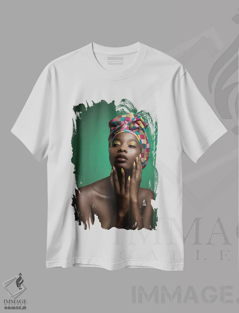 تیشرت سفید طرح دار آلیسیا، مدیوم اثر کریستین کورز | فروشگاه ایماژ