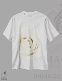 تیشرت سفید طرح دار گل رز سفید، مدیوم اثر استودیو ۱ایکس ۳ | immage.ir
