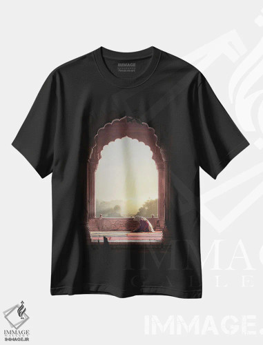 تیشرت مشکی طرح دار نماز، مدیوم اثر نداو جوناس | فروشگاه ایماژ