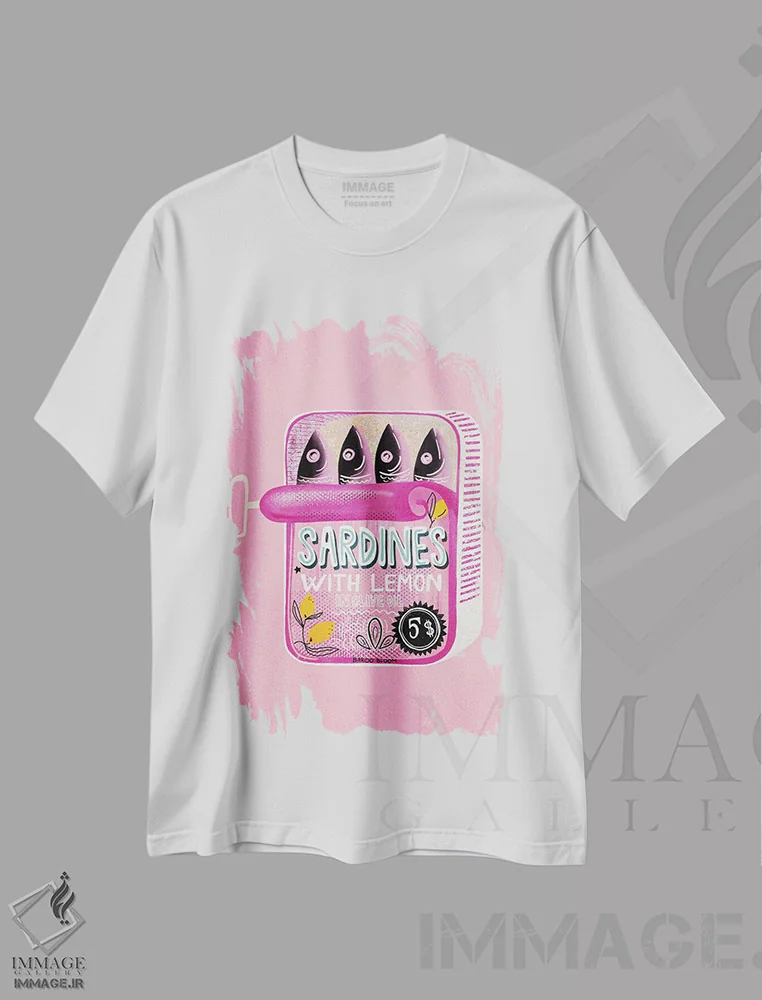 تیشرت سفید طرح دار قوطی کنسرو ساردین صورتی، تزئینی اثر باروو بلوم | فروشگاه ایماژ