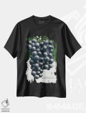 تیشرت مشکی طرح دار چاپ لیتوگرافی انگور اولیه کمپبل، تزئینی اثر نمونه گیاهی راچستر | immage.ir
