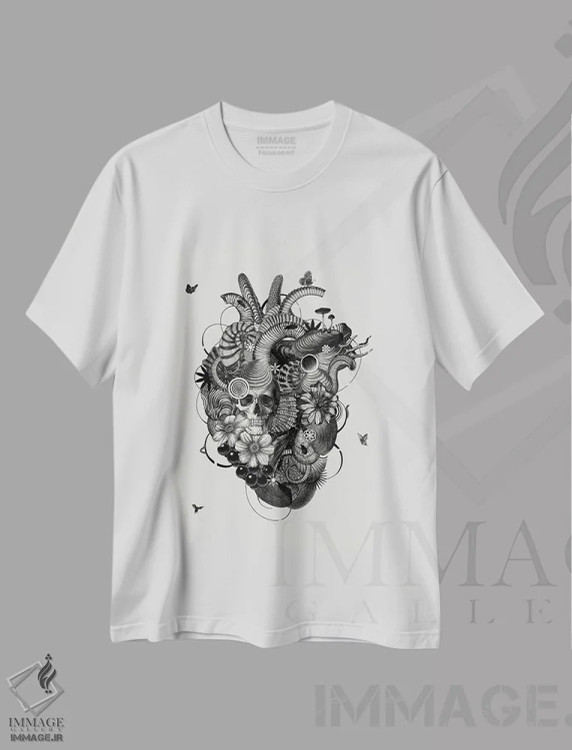تیشرت سفید طرح دار قلب، دکوراسیون جایگزین اثر جکو پوتکر | immage.ir