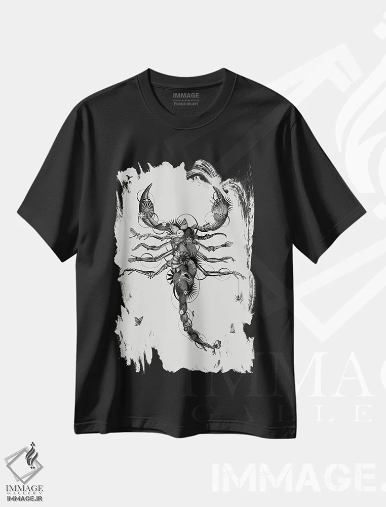 تیشرت مشکی طرح دار عقرب، دکوراسیون جایگزین اثر جکو پوتکر | immage.ir