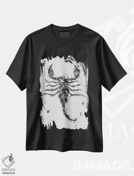 تیشرت مشکی طرح دار عقرب، دکوراسیون جایگزین اثر جکو پوتکر | immage.ir
