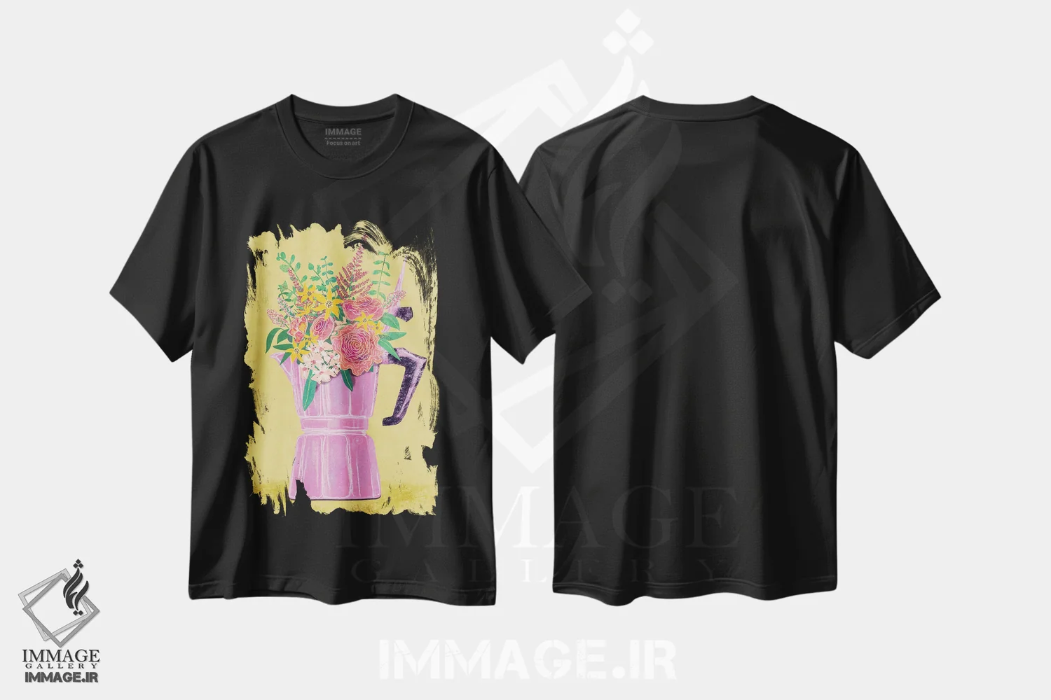 تیشرت مشکی طرح دار دستگاه اسپرسو با گل ها، دکور معاصر اثر رایسا اولتمانز | فروشگاه ایماژ
