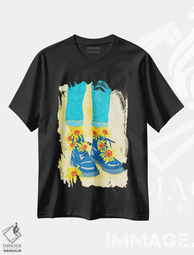 تیشرت مشکی طرح دار پیاده روی آفتابگردان، دکور معاصر اثر رایسا اولتمانز | فروشگاه ایماژ