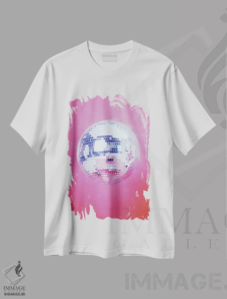 تیشرت سفید طرح دار توپ دیسکو صورتی، مدیوم اثر سامانتا هیرن | immage.ir