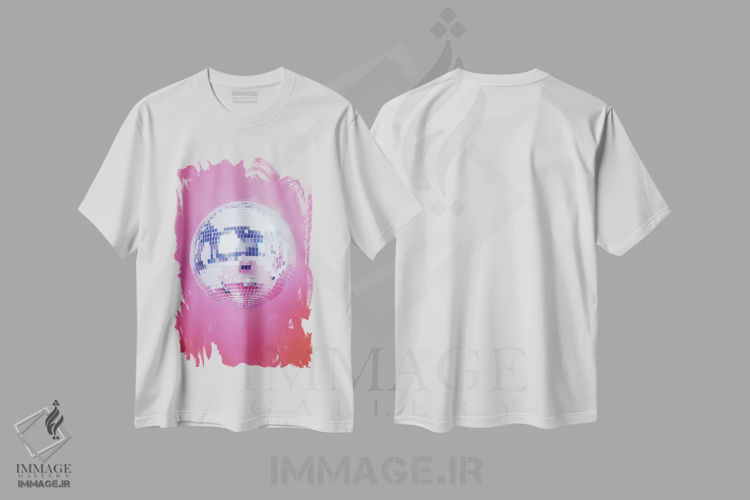 تیشرت سفید طرح دار توپ دیسکو صورتی، مدیوم اثر سامانتا هیرن | immage.ir