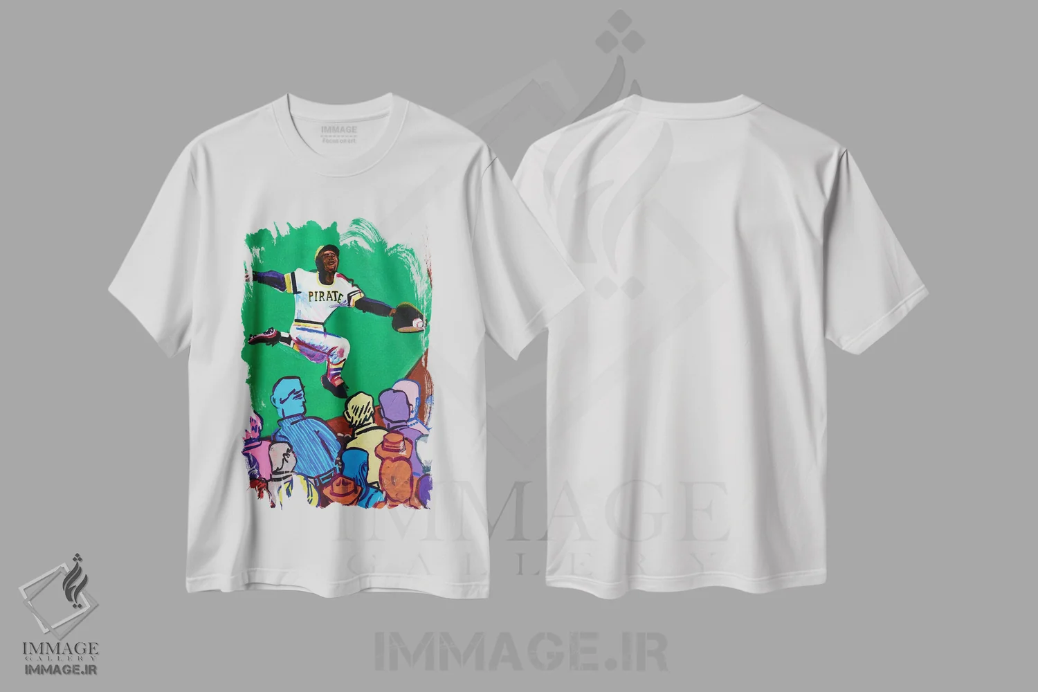 تیشرت سفید طرح دار کلمنت در گوشه، دکور معاصر اثر استیو اسپنسر | immage.ir