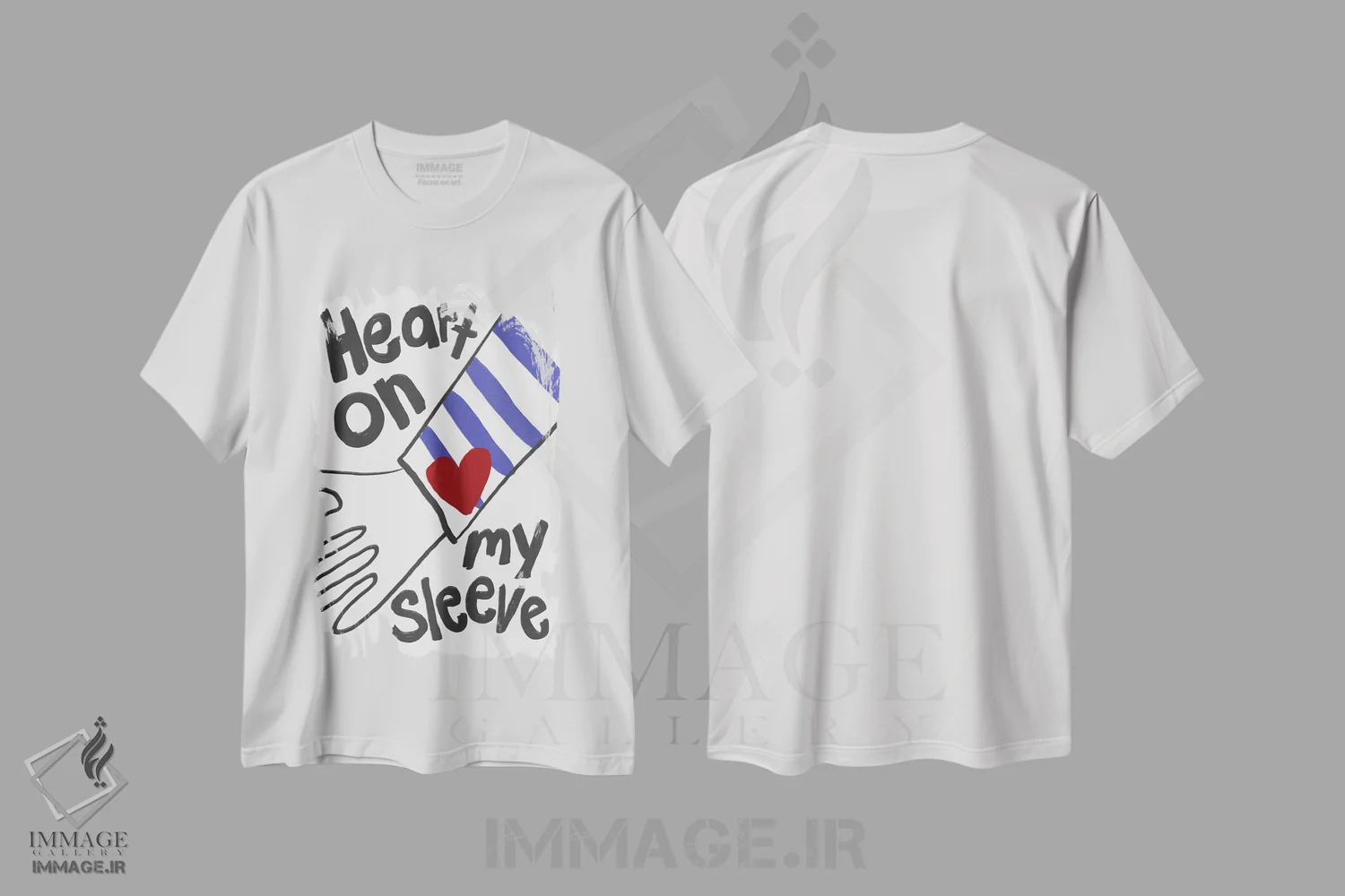 تیشرت سفید طرح دار قلب روی آستینم، تزئینی اثر آتن فرِتش | فروشگاه ایماژ